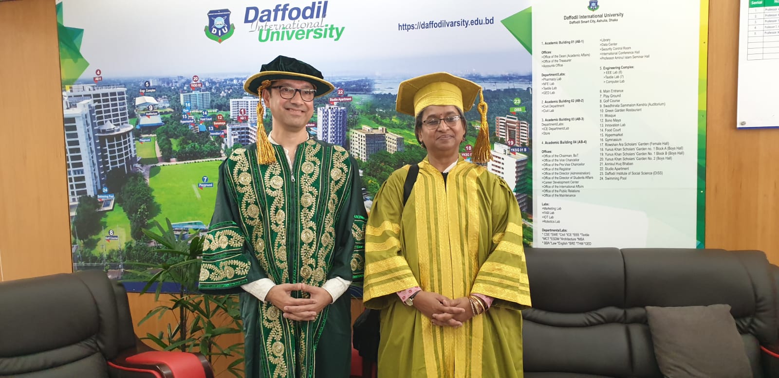            Shoolini MoU with Daffodil Univ Dhaka.jpeg